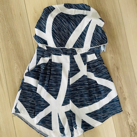 Romper - Picture 1 of 3